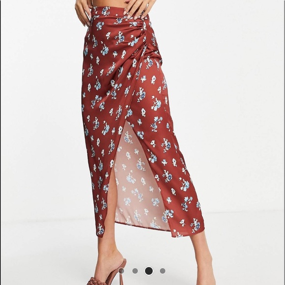 NWOT ASOS design satin drape midi skirt with thigh split in rust floral - Picture 5 of 7